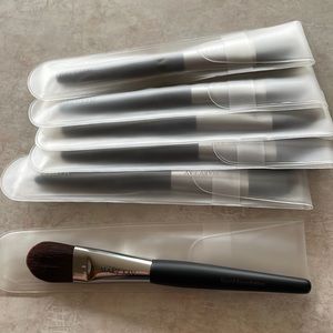 Mary Kay foundation/mask brush
